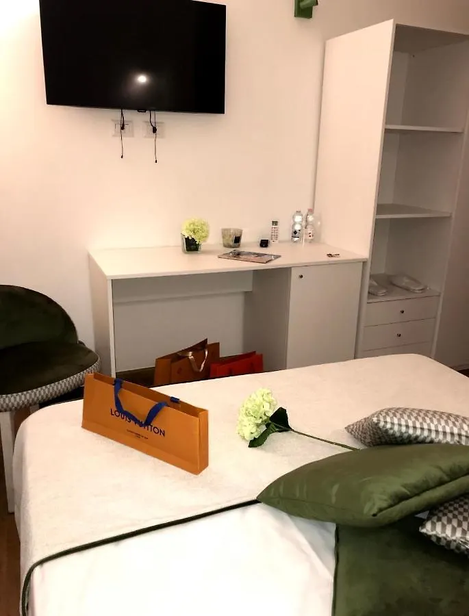 B&B Home Flowers Milano 게스트하우스 밀라노